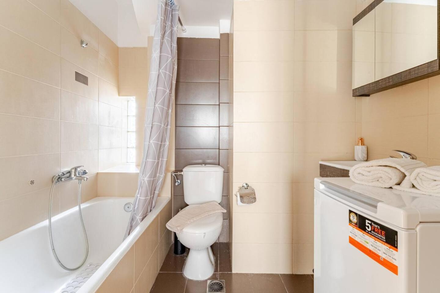 Lux & Style 75Sqm With Private Parking In Athens Apartment ภายนอก รูปภาพ